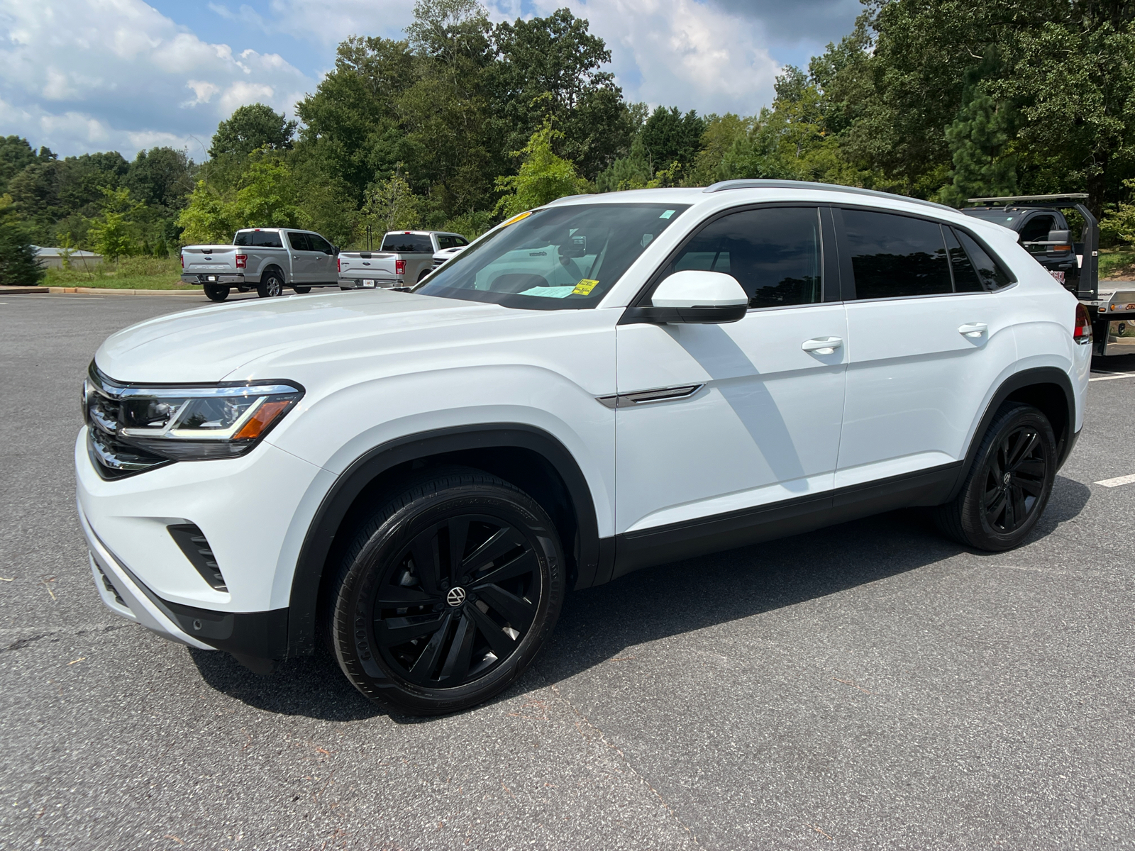 2022 Volkswagen Atlas Cross Sport 2.0T SE w/Technology 1