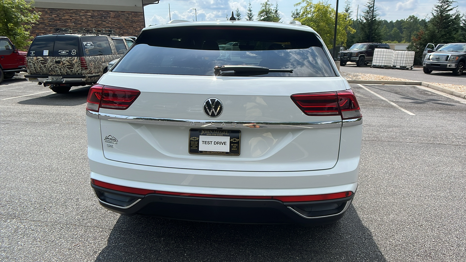 2022 Volkswagen Atlas Cross Sport 2.0T SE w/Technology 7