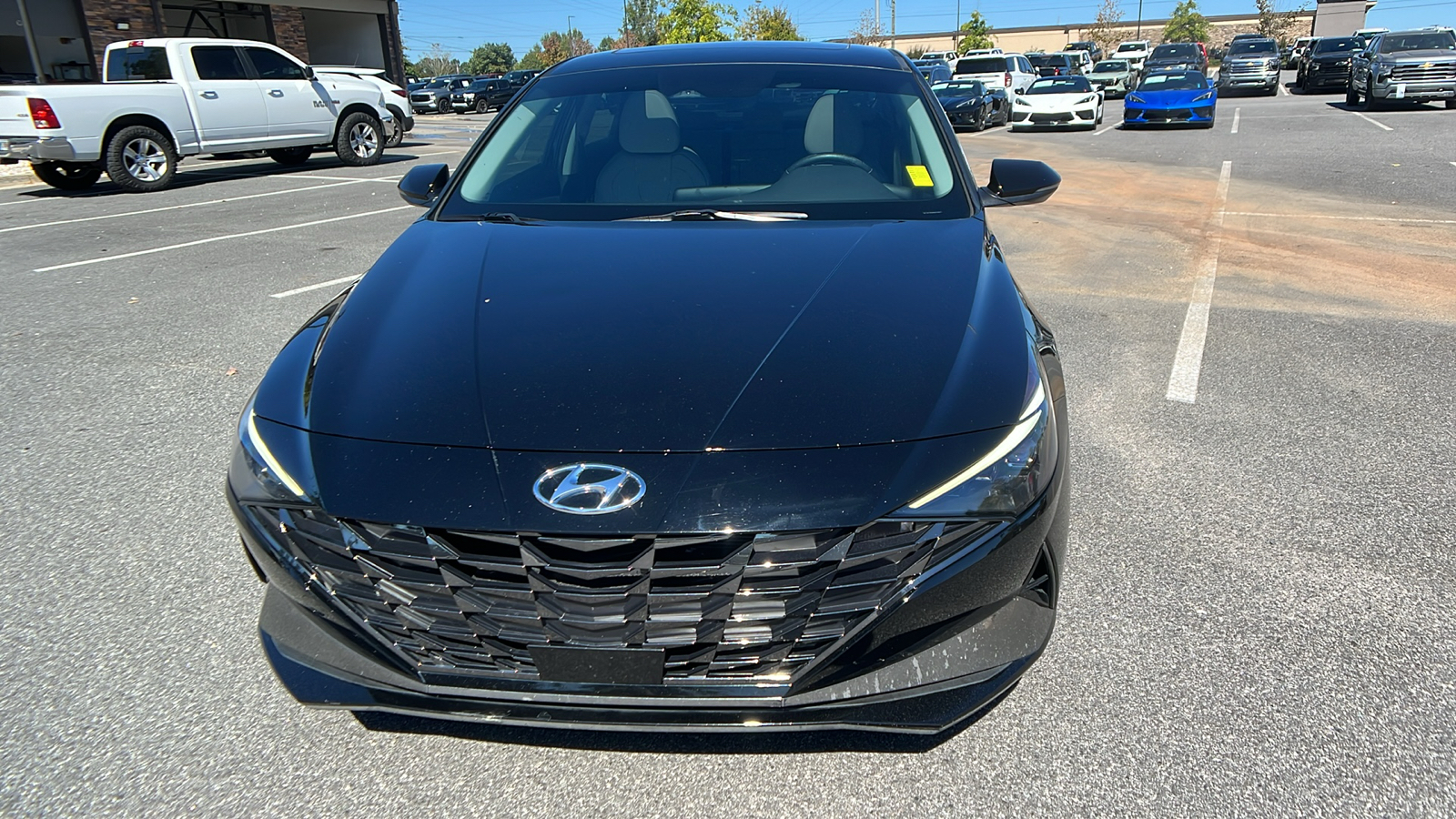 2021 Hyundai Elantra Limited 3