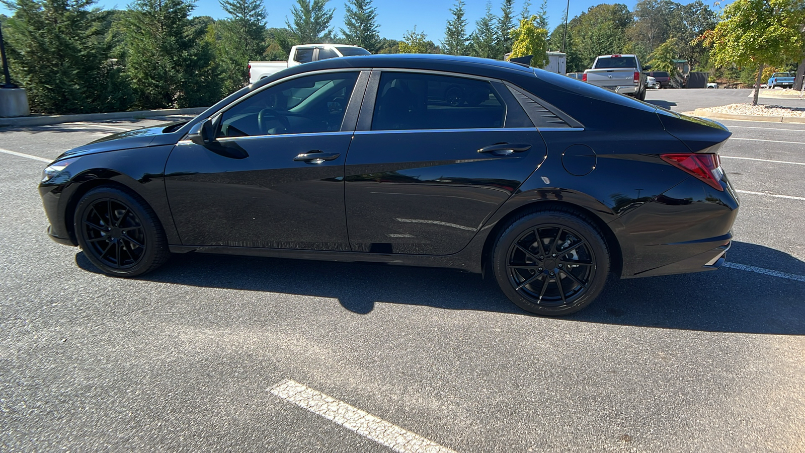 2021 Hyundai Elantra Limited 9