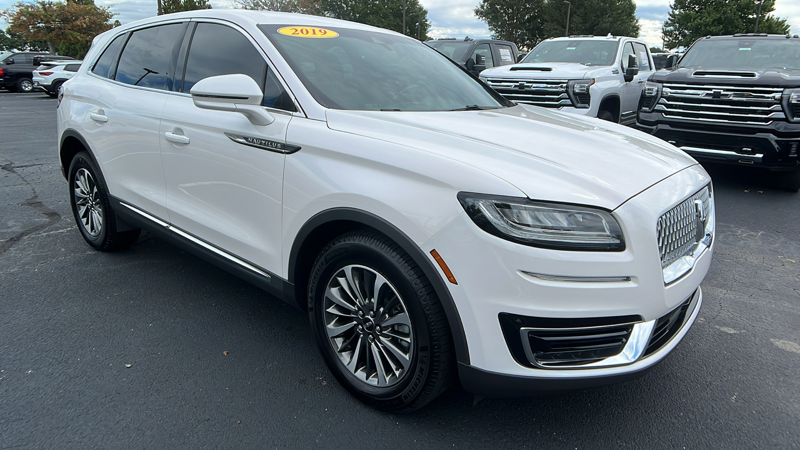 2019 Lincoln Nautilus Select 4