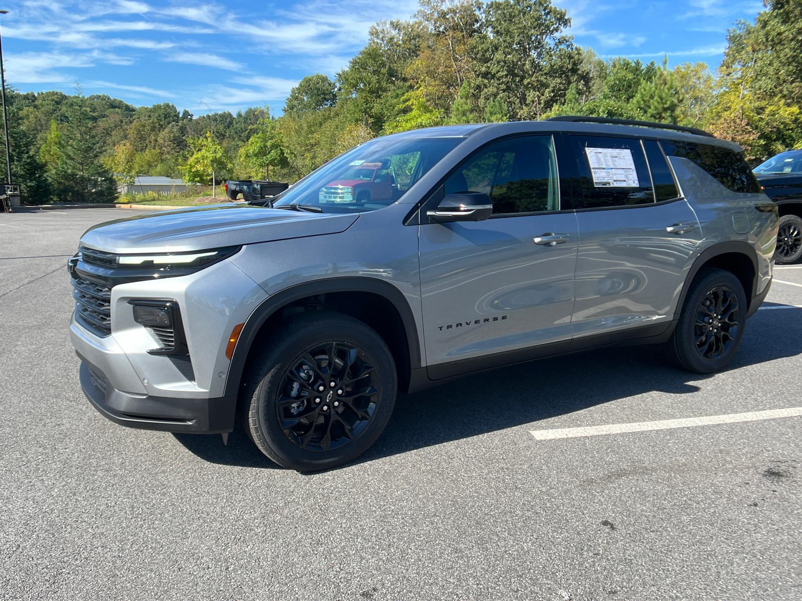 2024 Chevrolet Traverse FWD LT 1