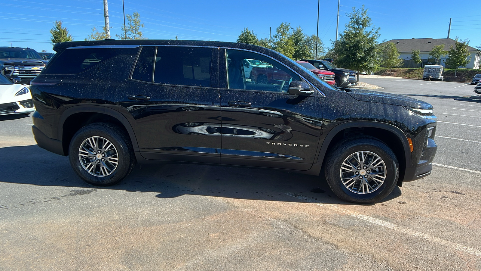 2024 Chevrolet Traverse FWD LS 4