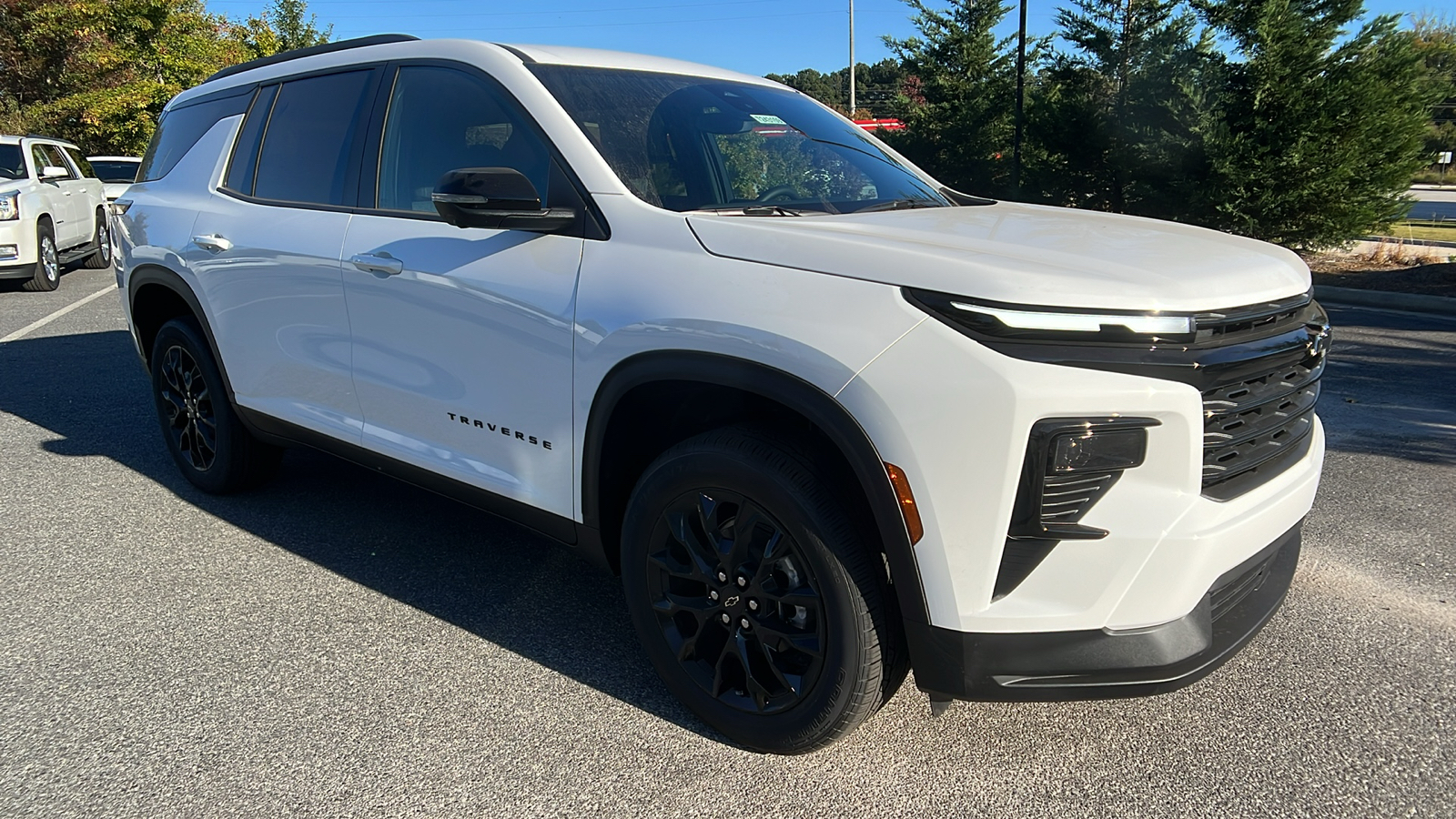 2024 Chevrolet Traverse FWD LT 3