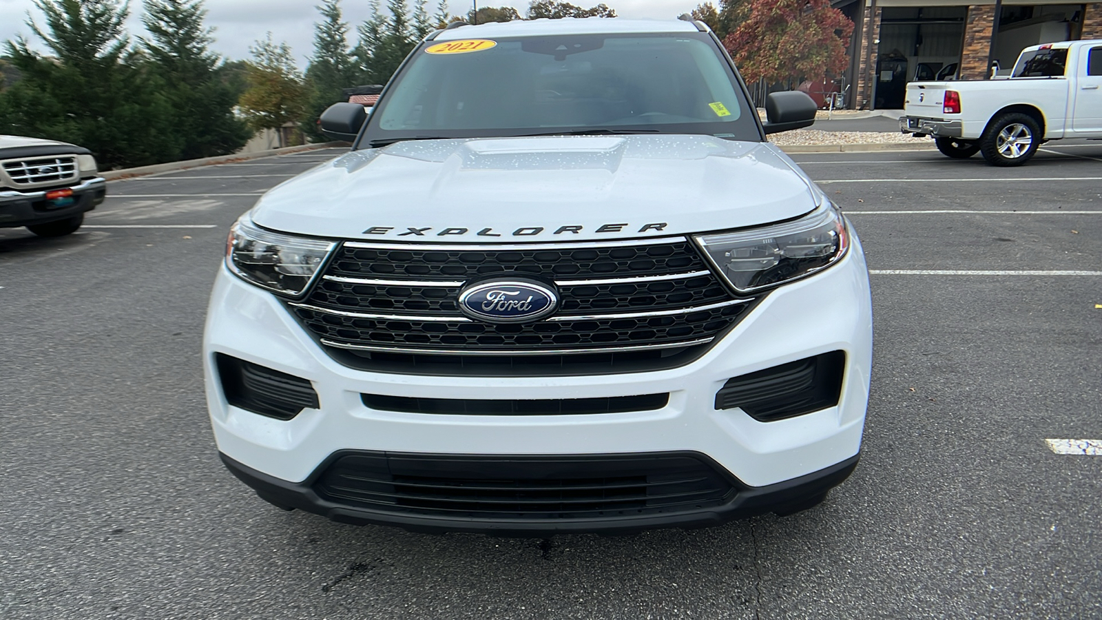 2021 Ford Explorer XLT 3