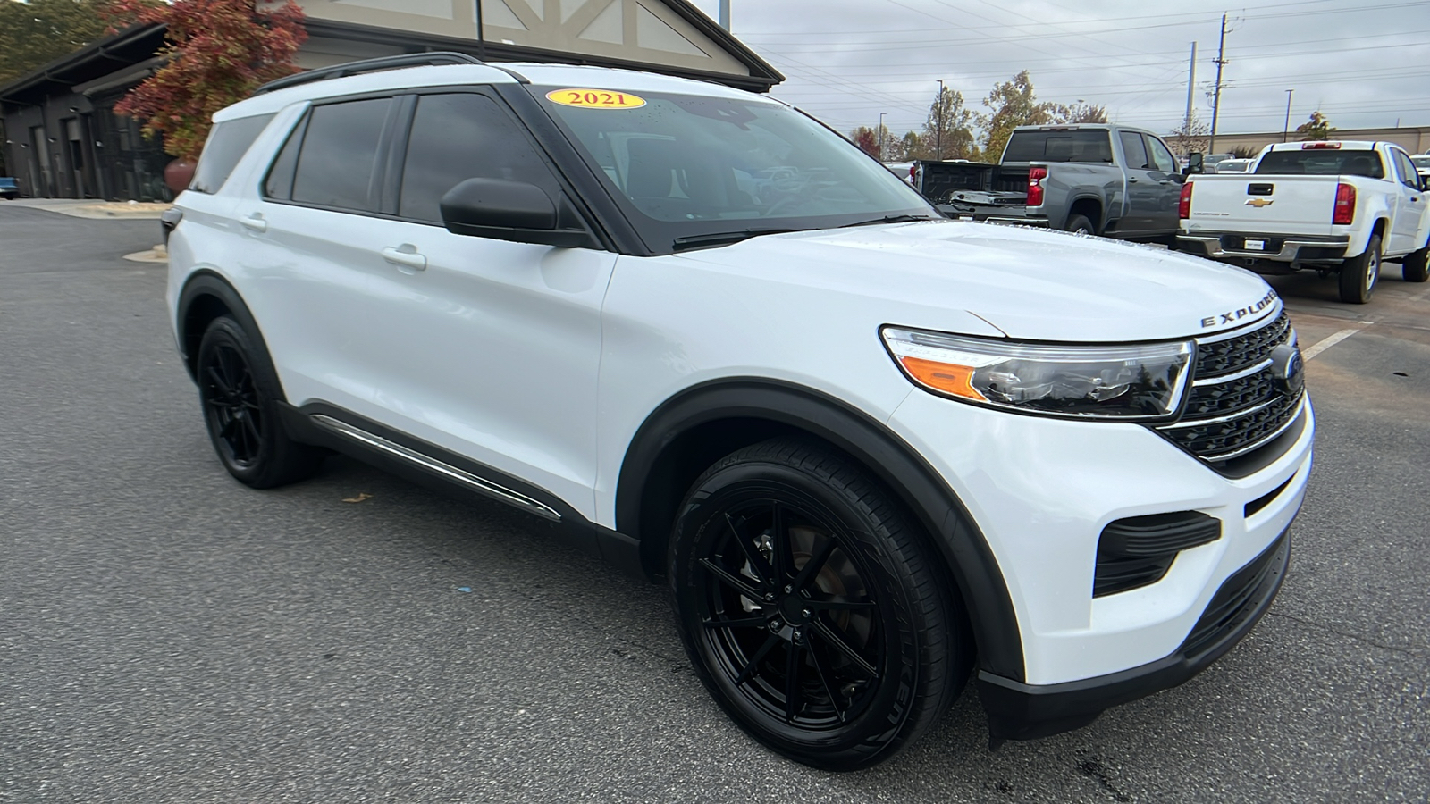 2021 Ford Explorer XLT 4