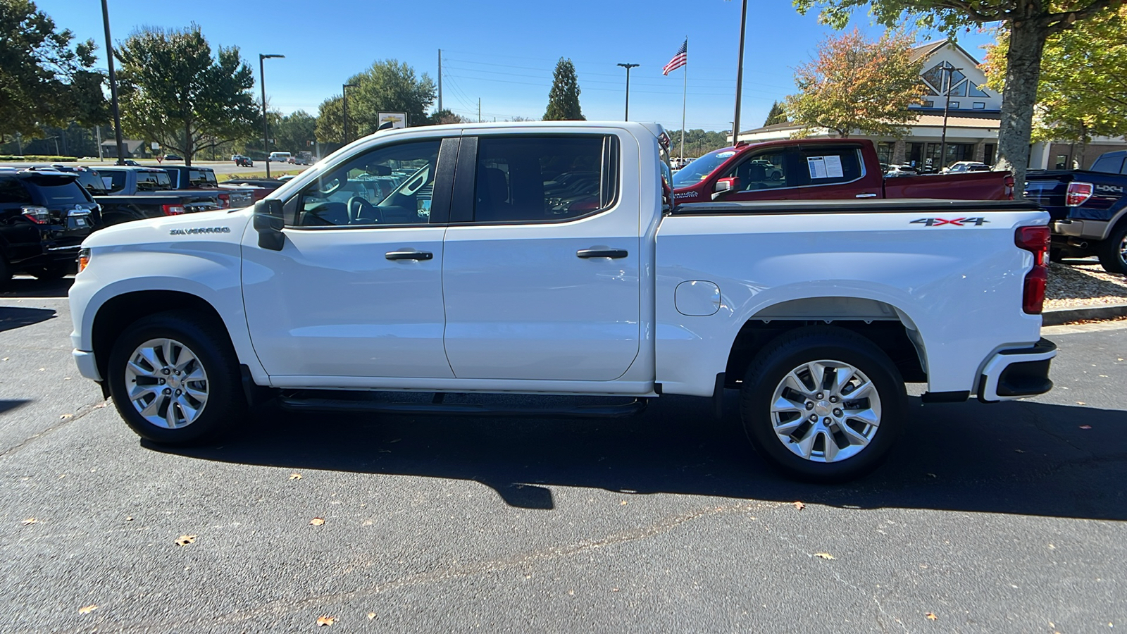 2024 Chevrolet Silverado 1500 Custom 9