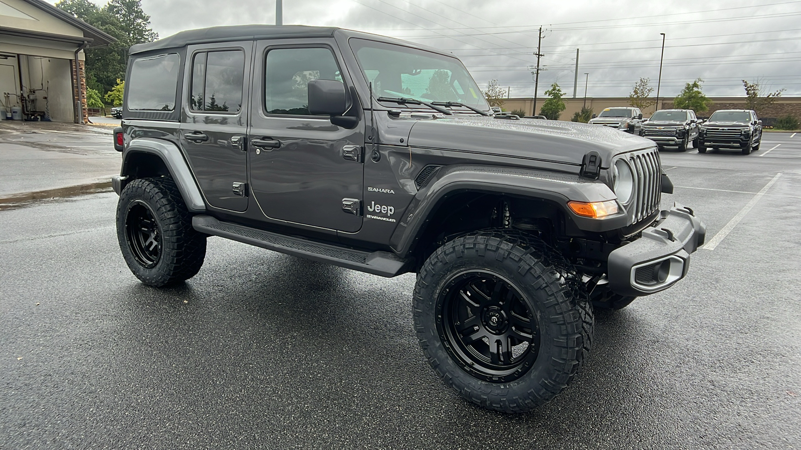 2023 Jeep Wrangler Sahara 4