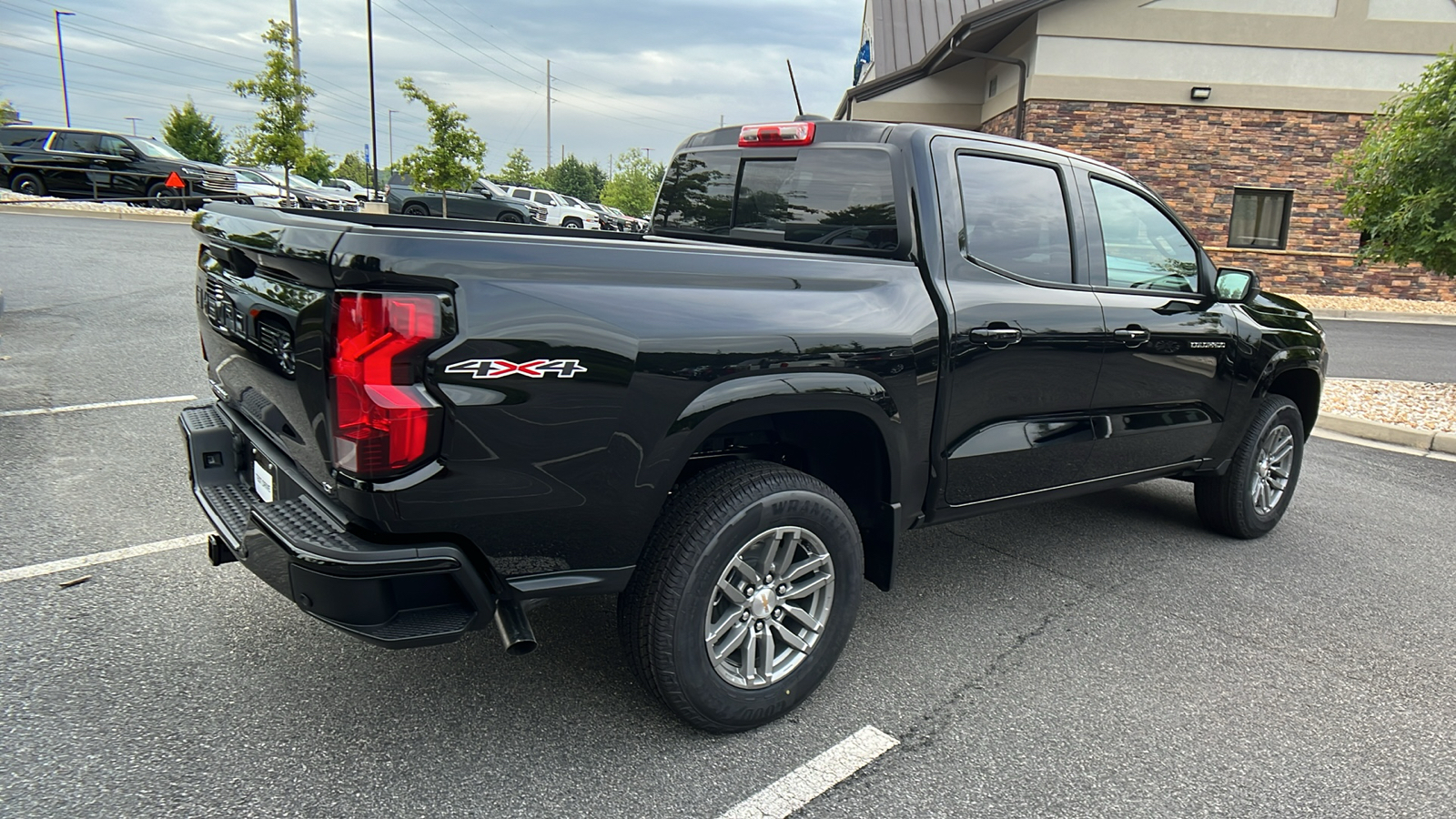 2024 Chevrolet Colorado 4WD LT 5