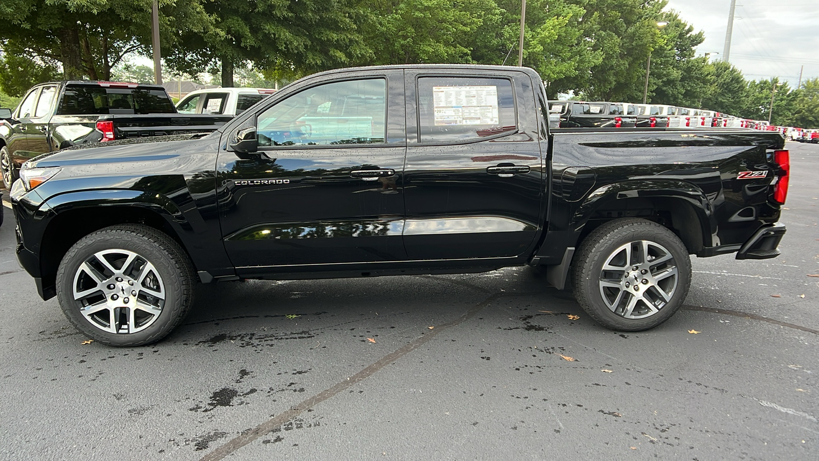 2024 Chevrolet Colorado 4WD Z71 8