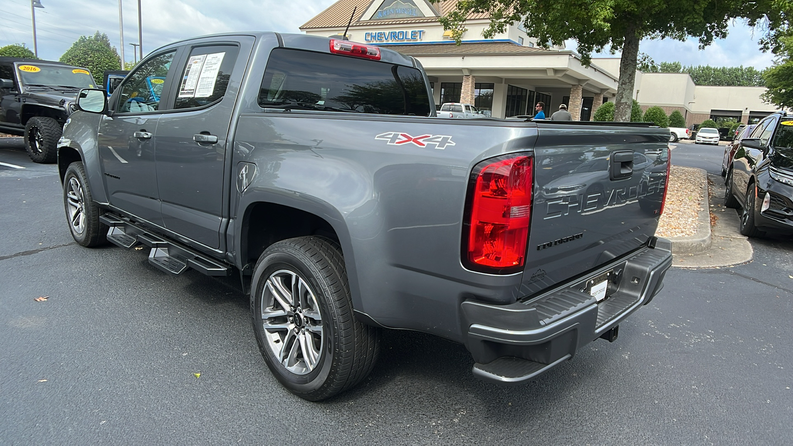 2022 Chevrolet Colorado 4WD Work Truck 8