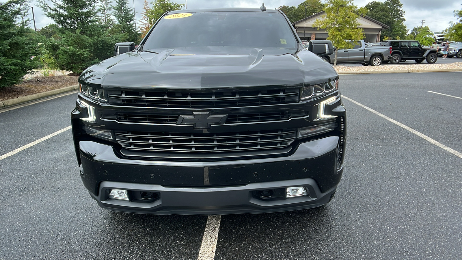 2021 Chevrolet Silverado 1500 RST 3