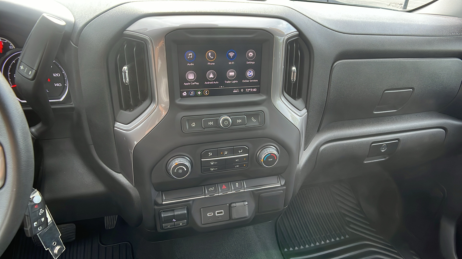 2022 Chevrolet Silverado 2500HD Custom 26