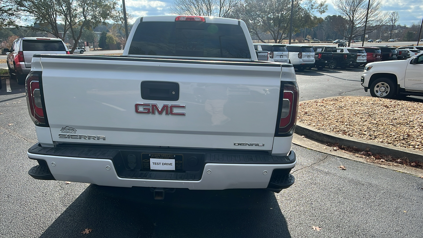 2016 GMC Sierra 1500 Denali 7