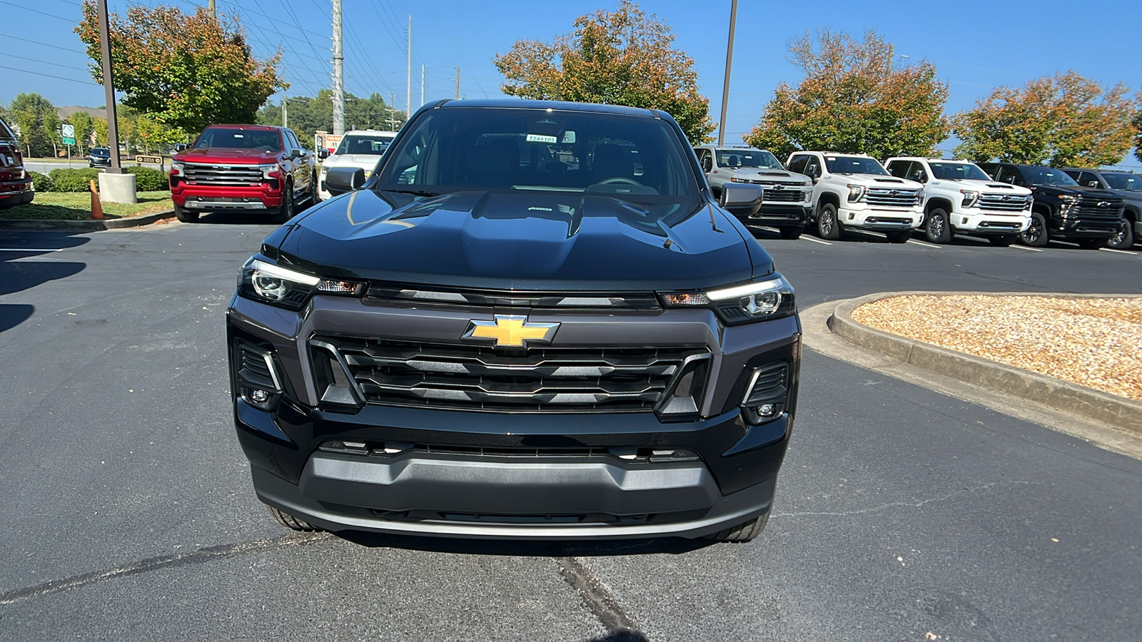 2024 Chevrolet Colorado 4WD LT 2