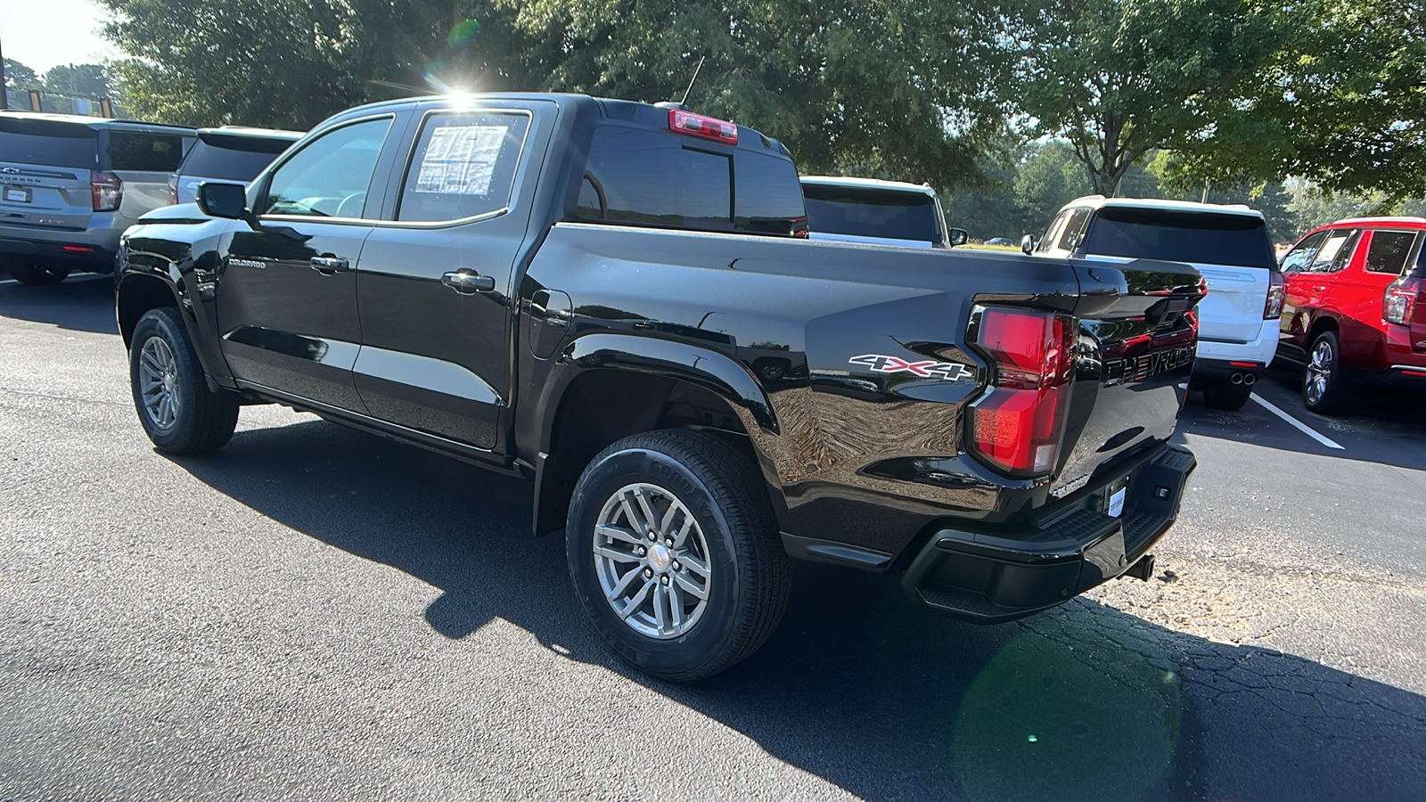 2024 Chevrolet Colorado 4WD LT 7