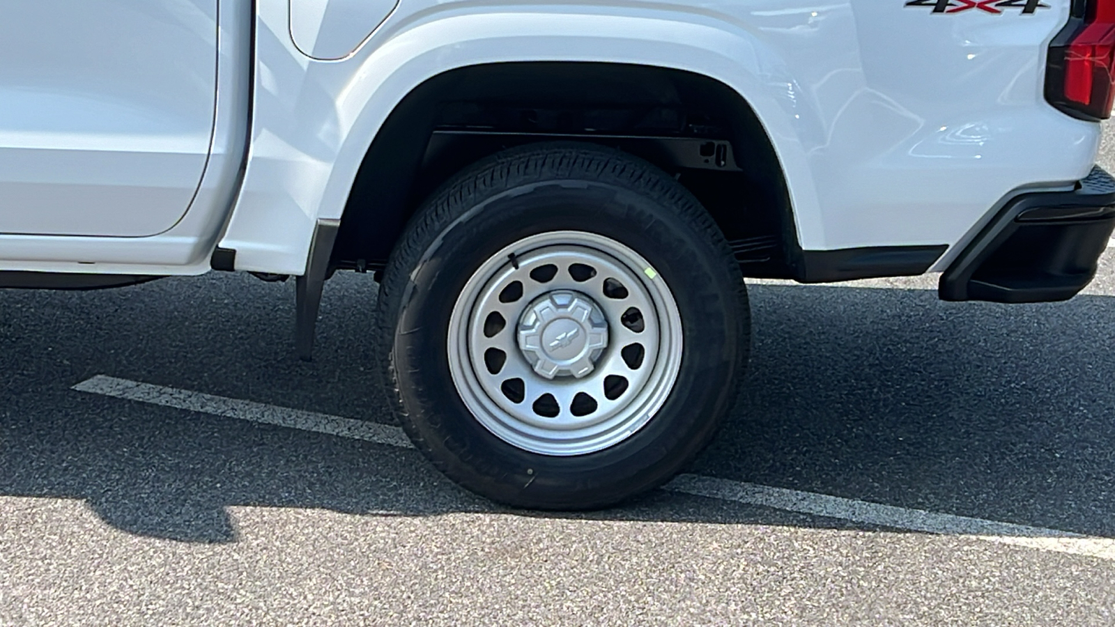 2024 Chevrolet Colorado 4WD Work Truck 9