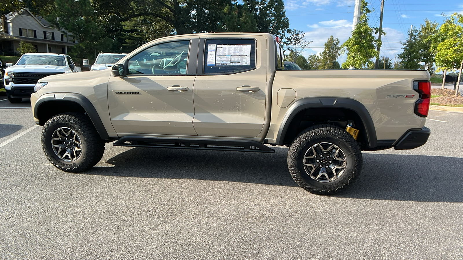 2024 Chevrolet Colorado 4WD ZR2 8