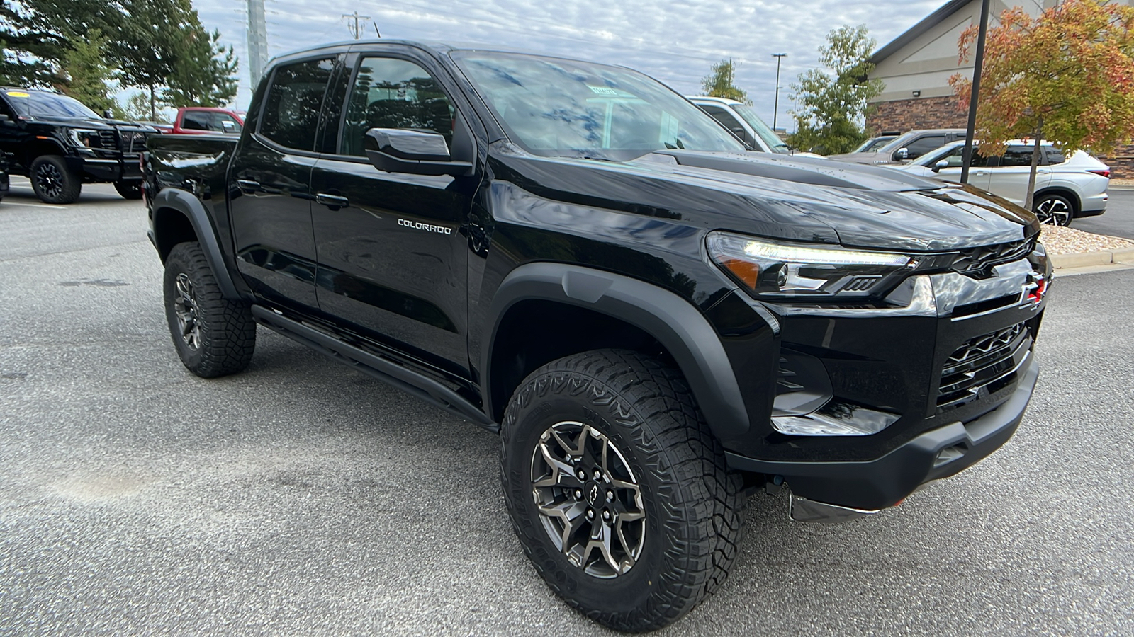 2024 Chevrolet Colorado 4WD ZR2 3