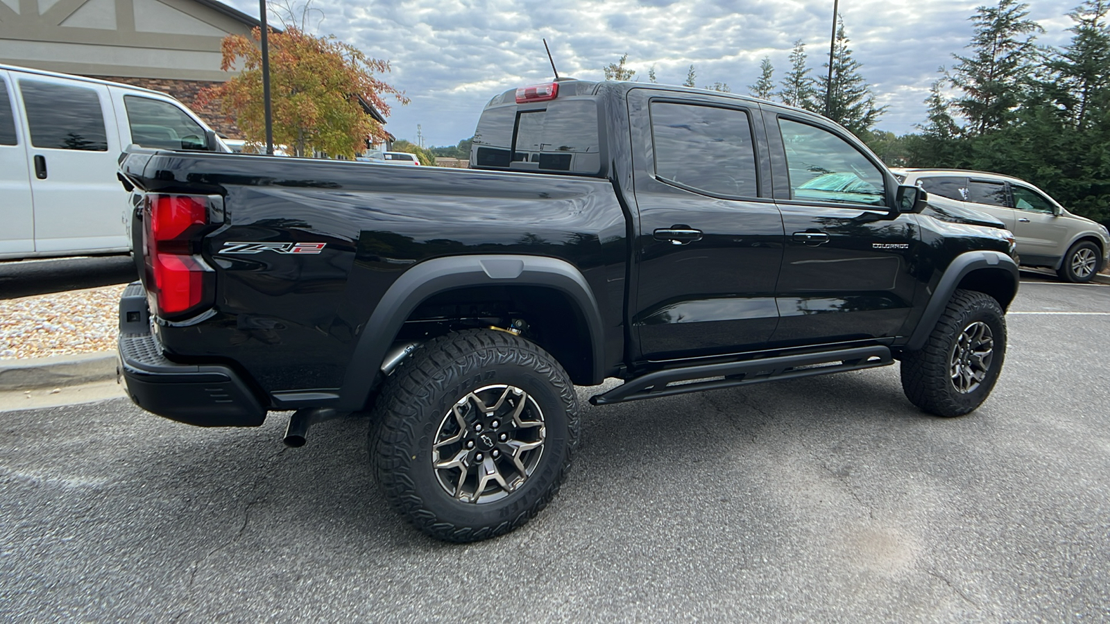 2024 Chevrolet Colorado 4WD ZR2 5