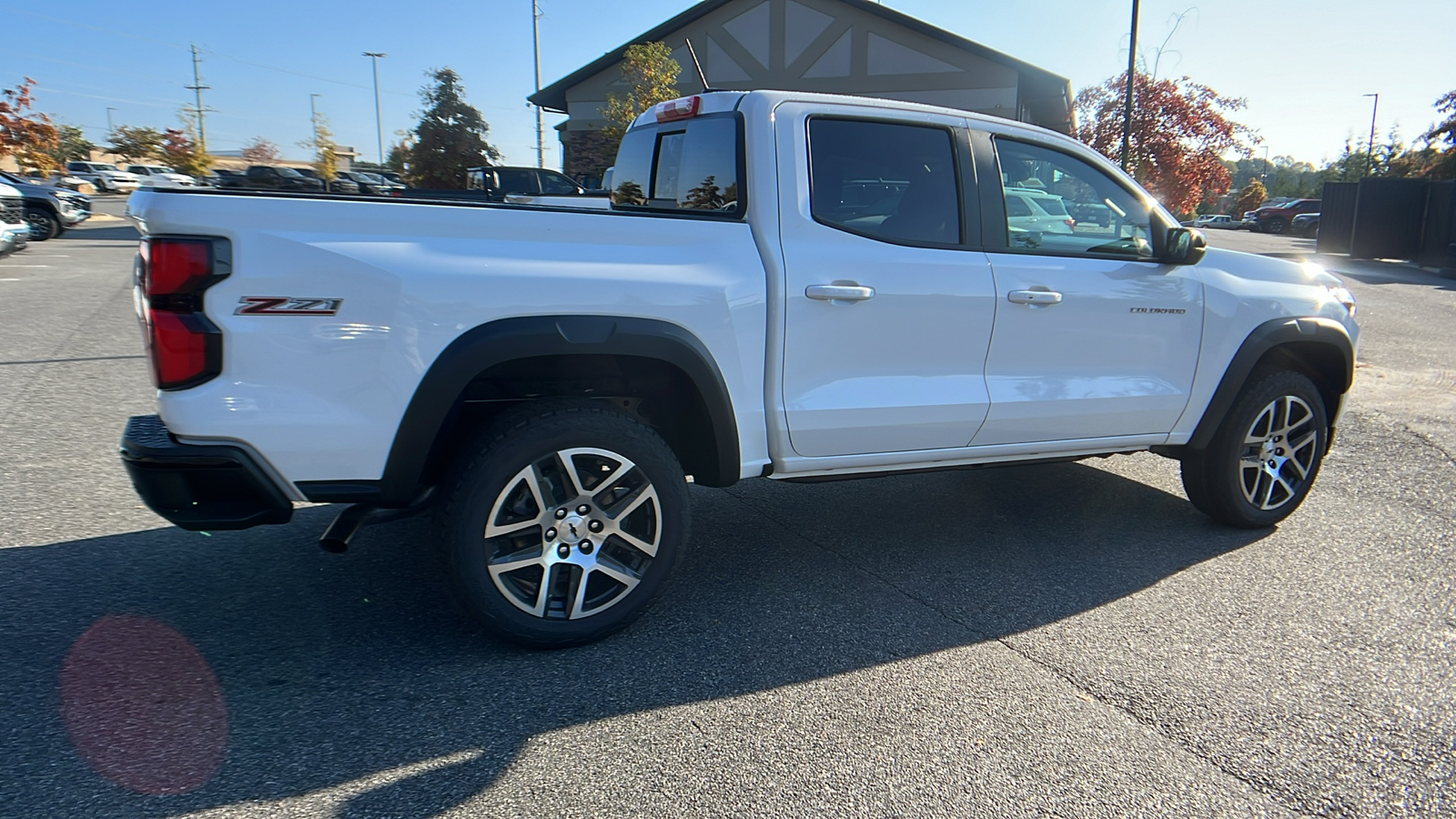 2024 Chevrolet Colorado 4WD Z71 6