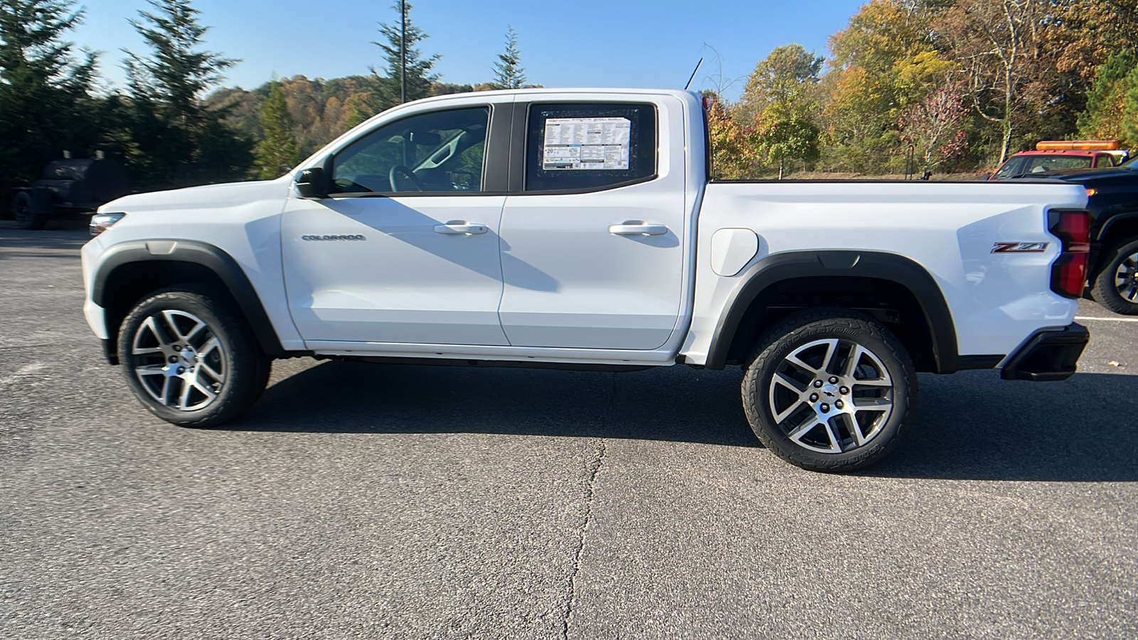 2024 Chevrolet Colorado 4WD Z71 9