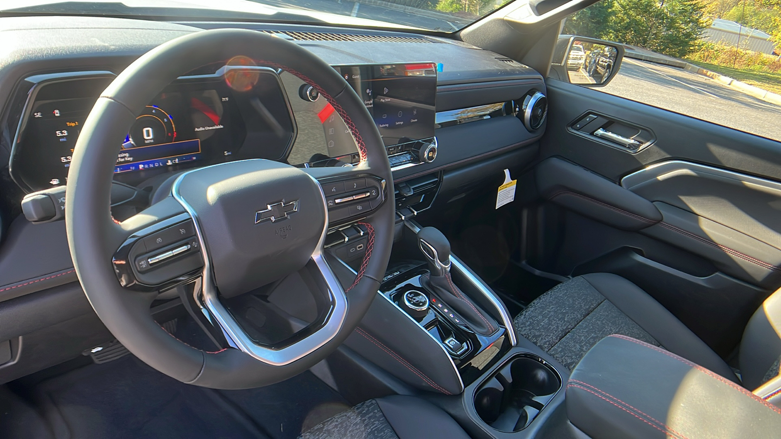 2024 Chevrolet Colorado 4WD Z71 16