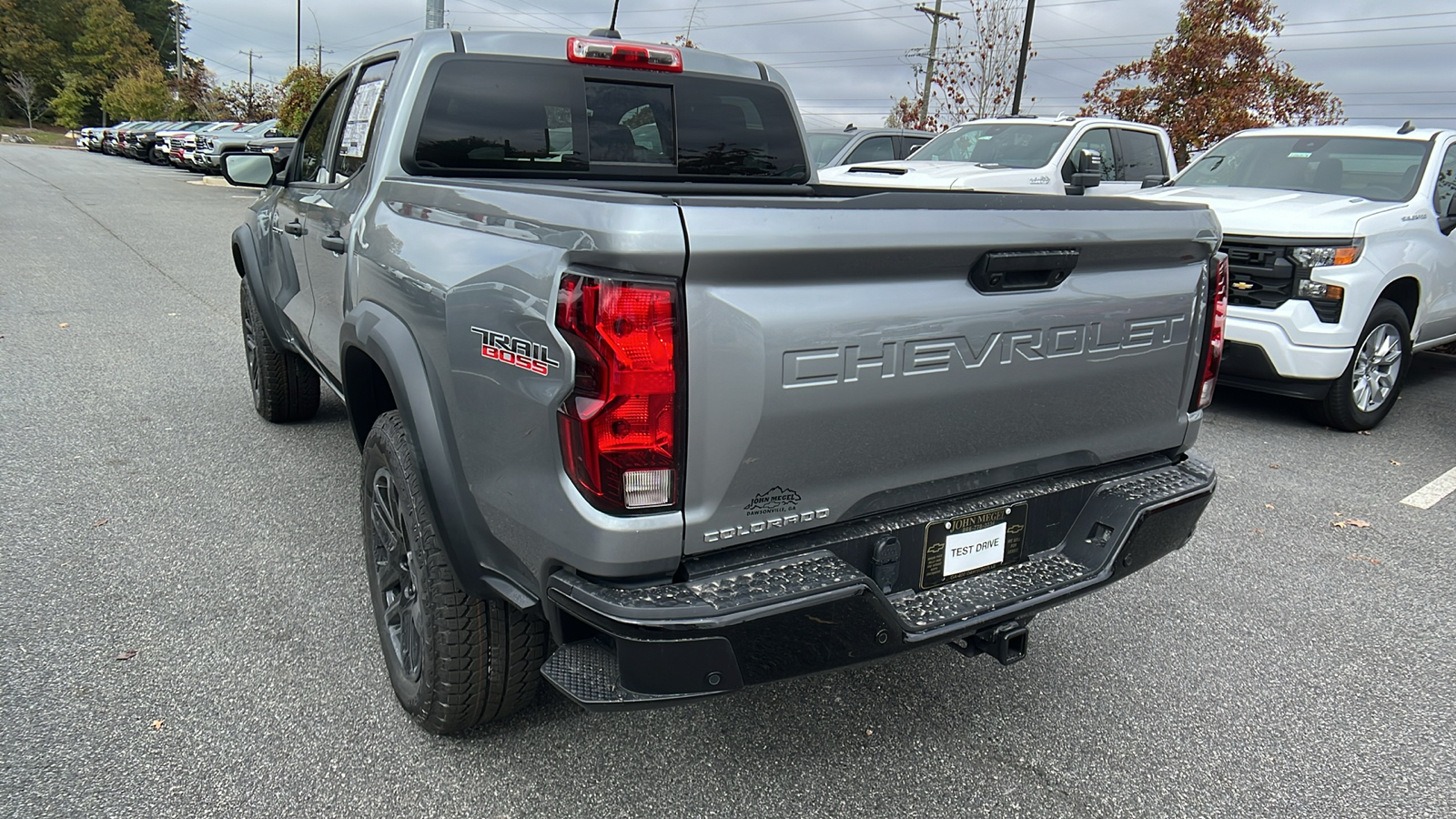 2024 Chevrolet Colorado 4WD Trail Boss 8