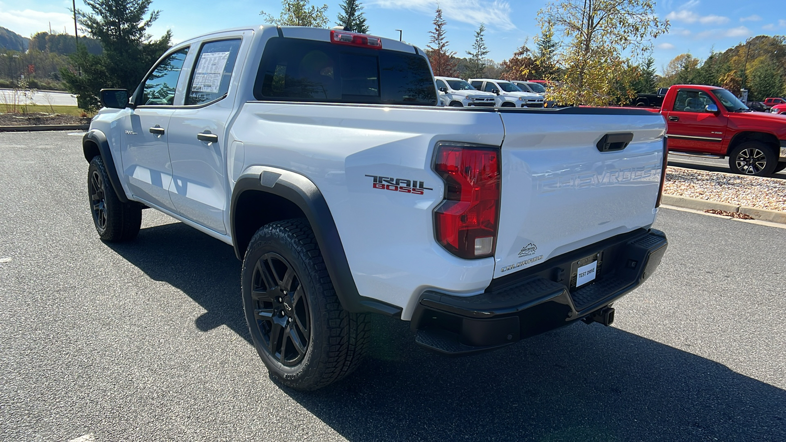 2024 Chevrolet Colorado 4WD Trail Boss 8