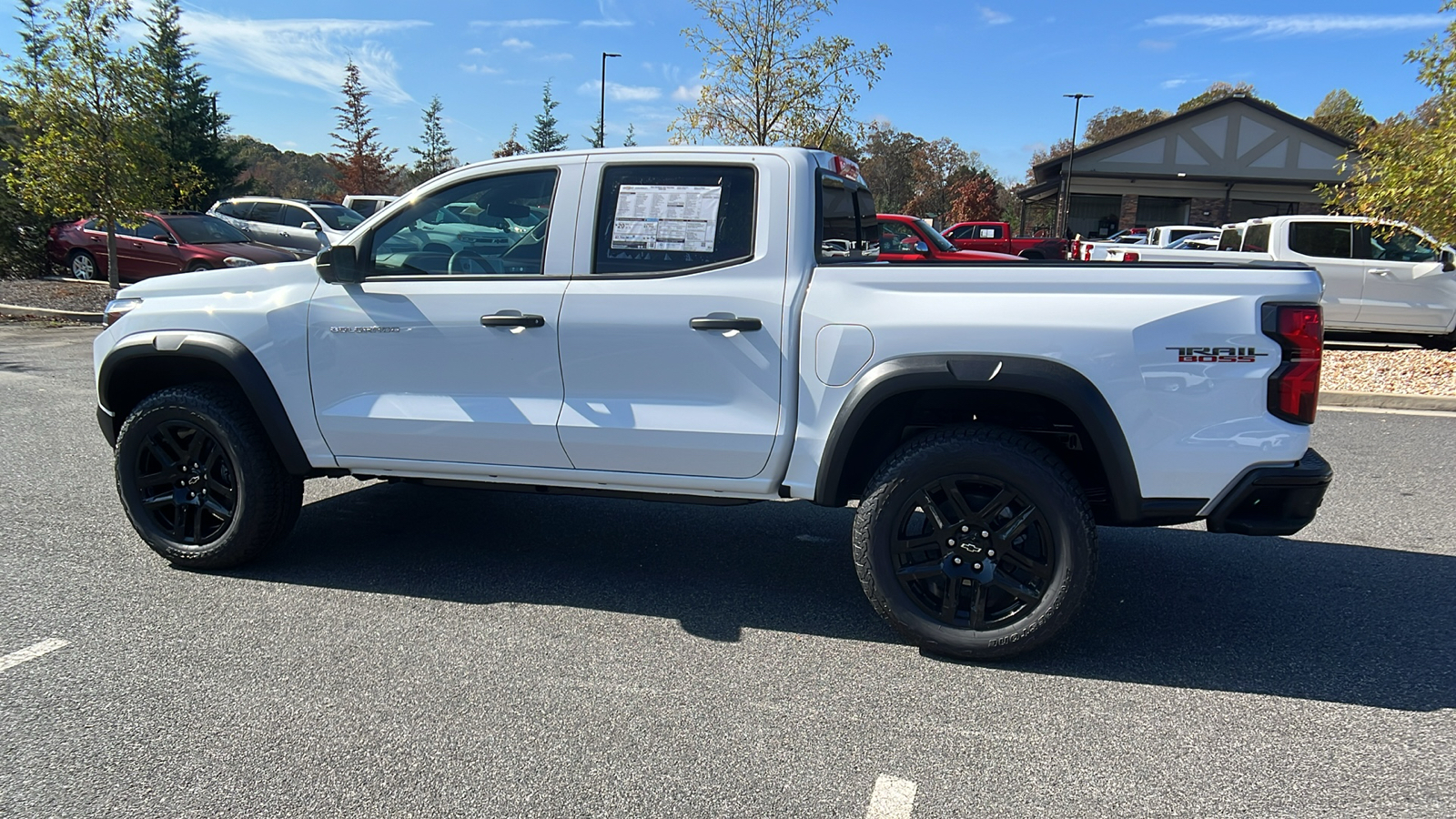 2024 Chevrolet Colorado 4WD Trail Boss 9