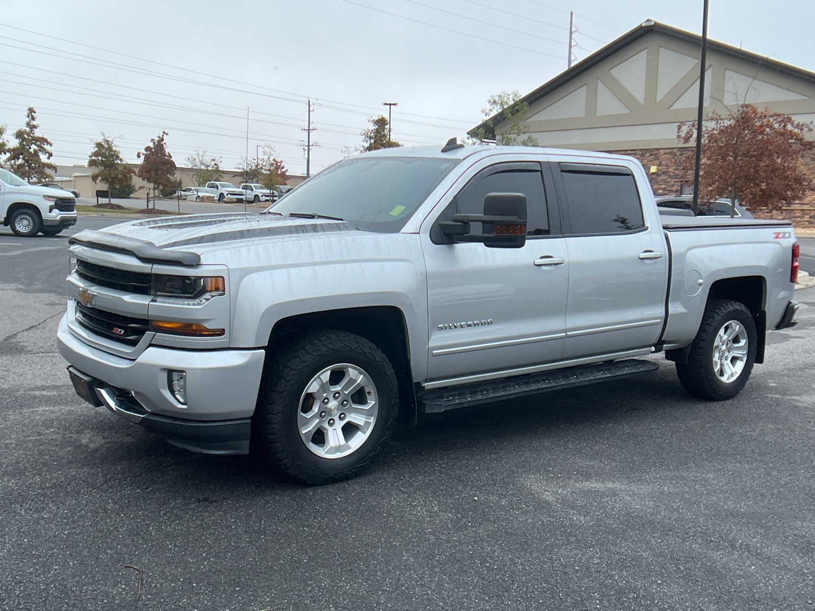 2018 Chevrolet Silverado 1500 LT 1