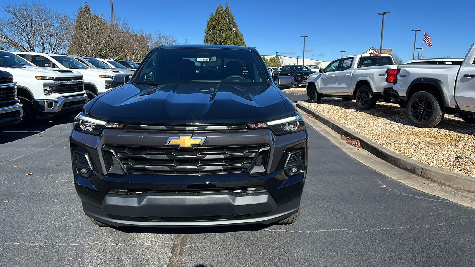 2024 Chevrolet Colorado 4WD LT 2