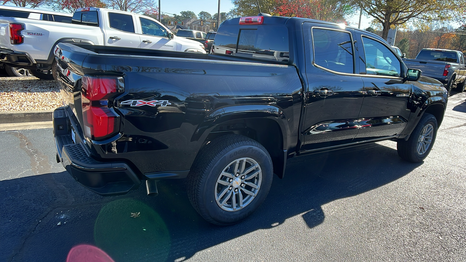 2024 Chevrolet Colorado 4WD LT 5