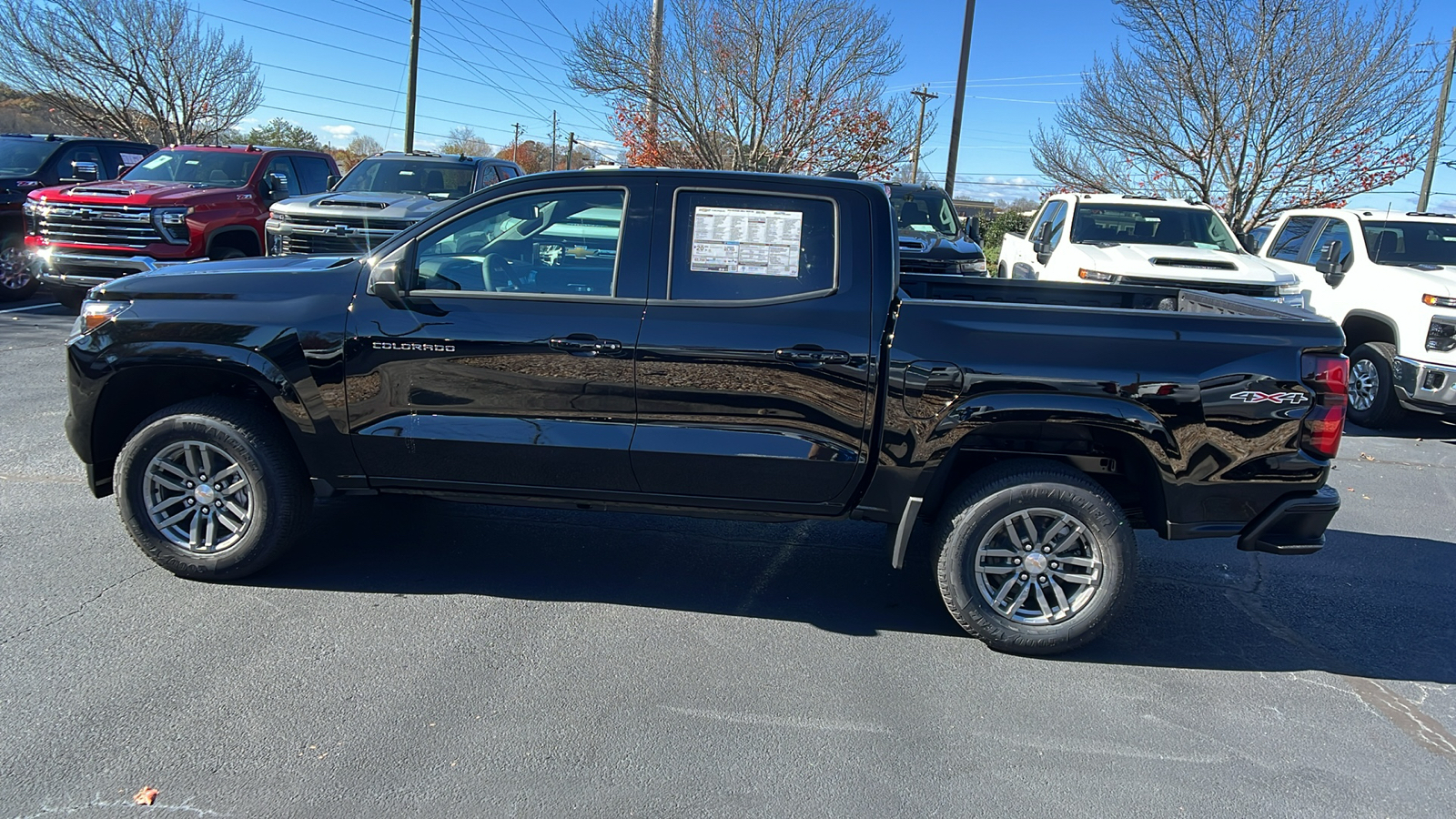 2024 Chevrolet Colorado 4WD LT 8