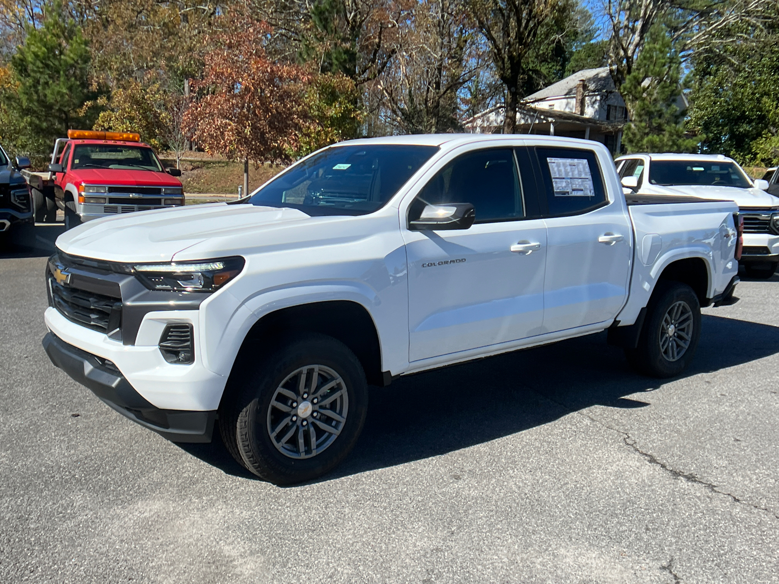 2024 Chevrolet Colorado 4WD LT 1