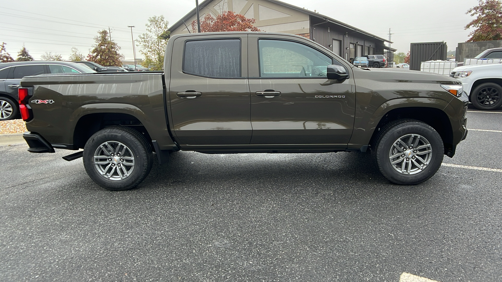 2024 Chevrolet Colorado 4WD LT 5