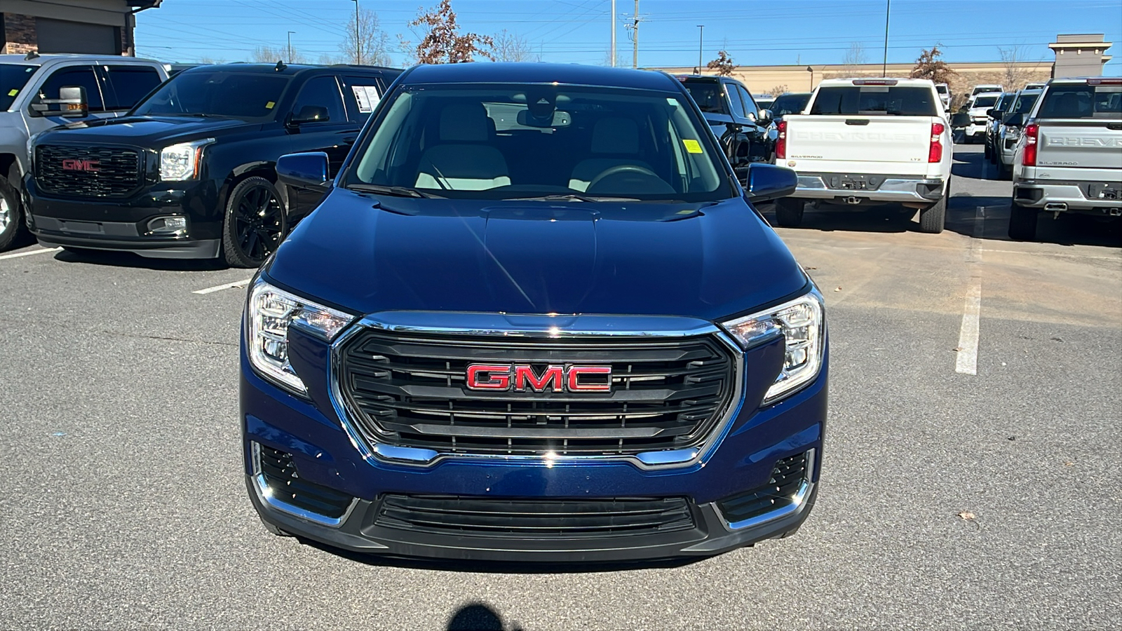 2022 GMC Terrain SLE 3