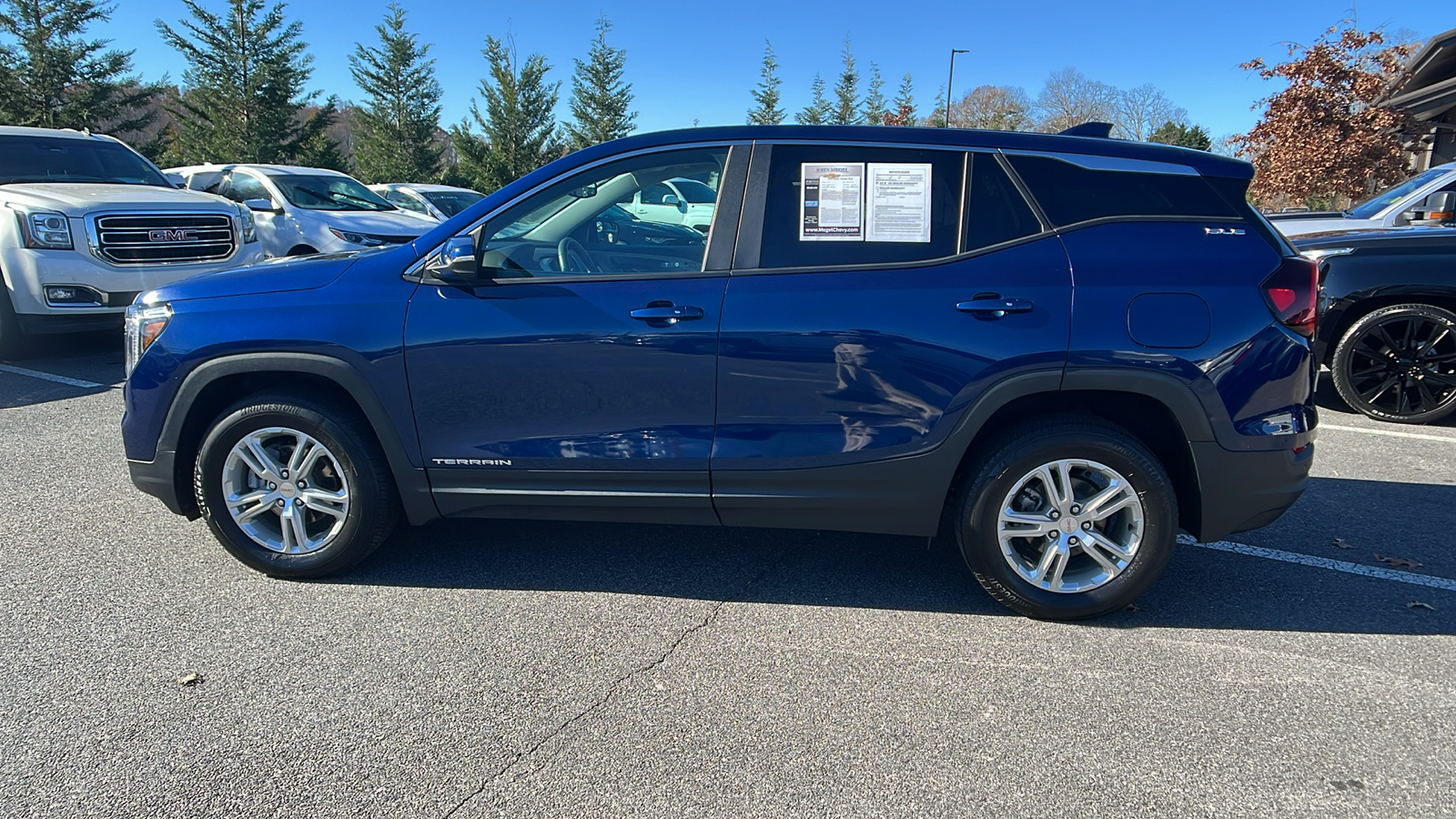 2022 GMC Terrain SLE 9