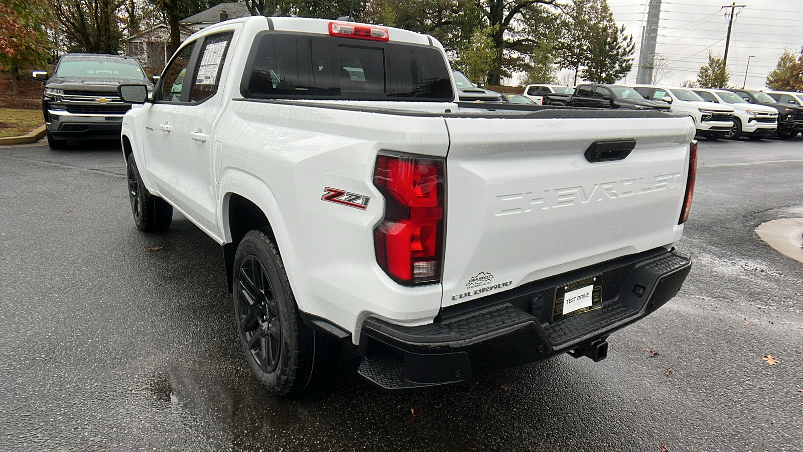 2024 Chevrolet Colorado 4WD Z71 8