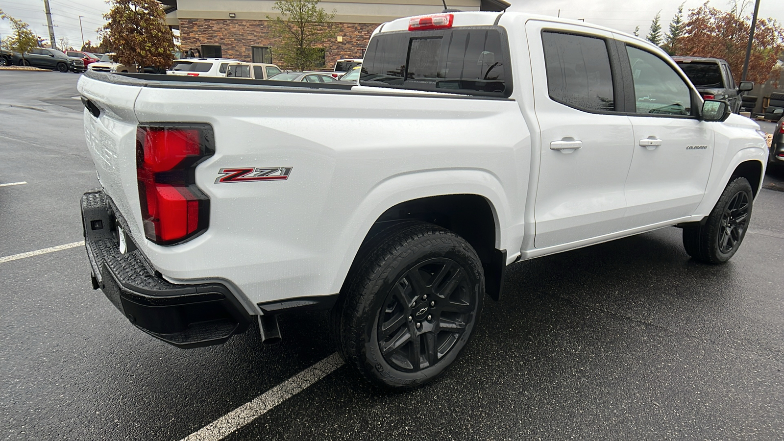 2024 Chevrolet Colorado 4WD Z71 6