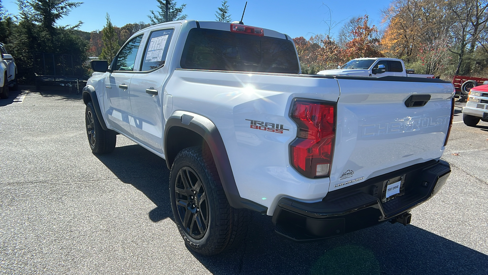 2024 Chevrolet Colorado 4WD Trail Boss 8