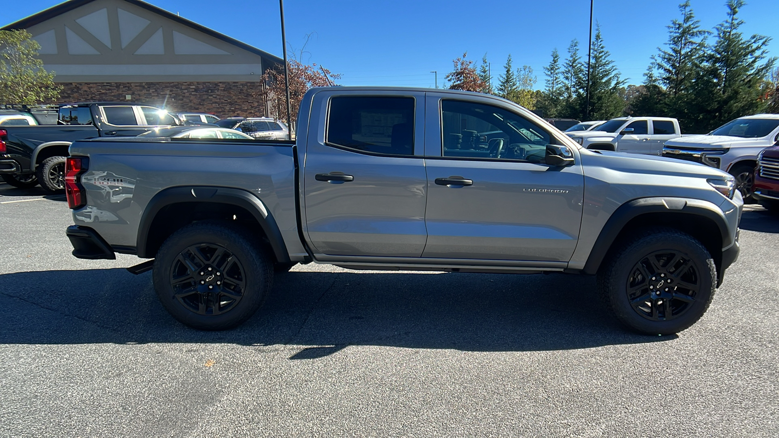 2024 Chevrolet Colorado 4WD Trail Boss 5