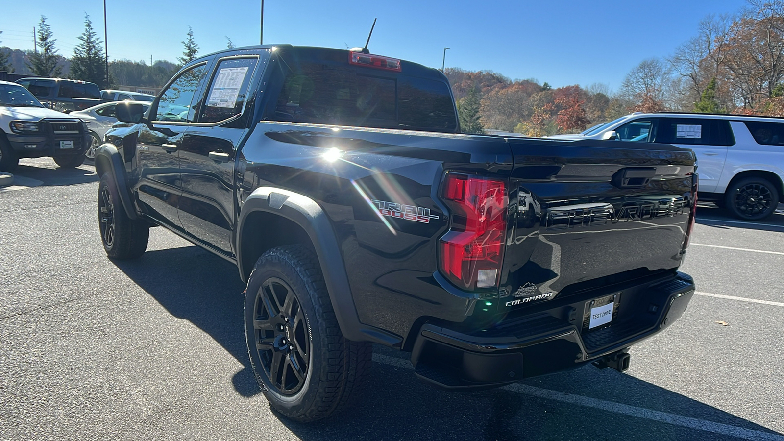 2024 Chevrolet Colorado 4WD Trail Boss 7