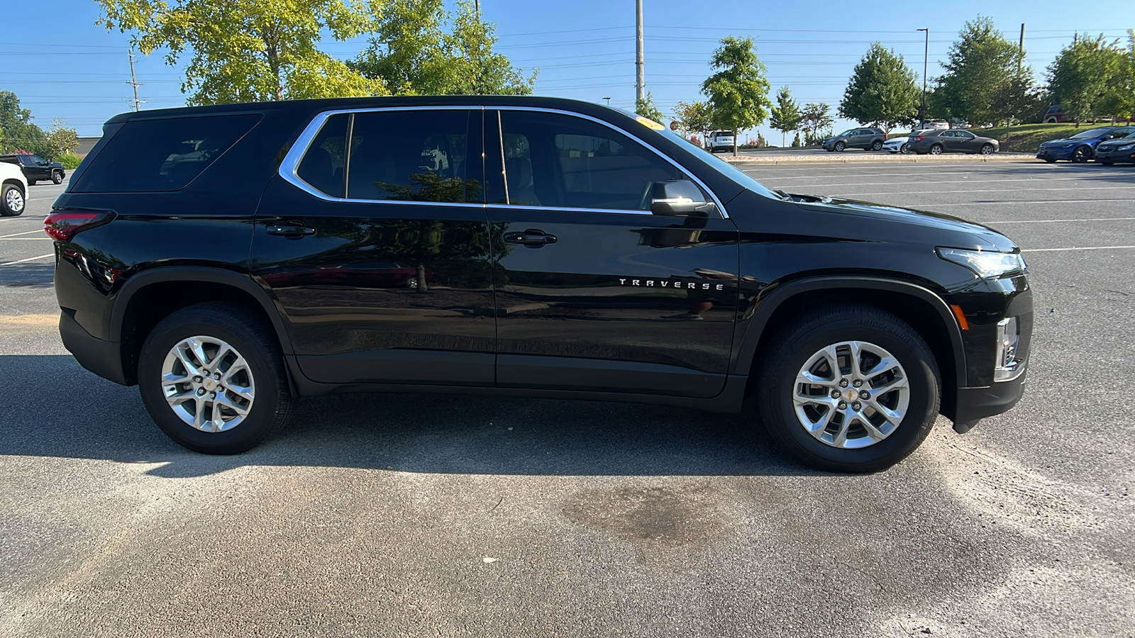 2023 Chevrolet Traverse LS 5