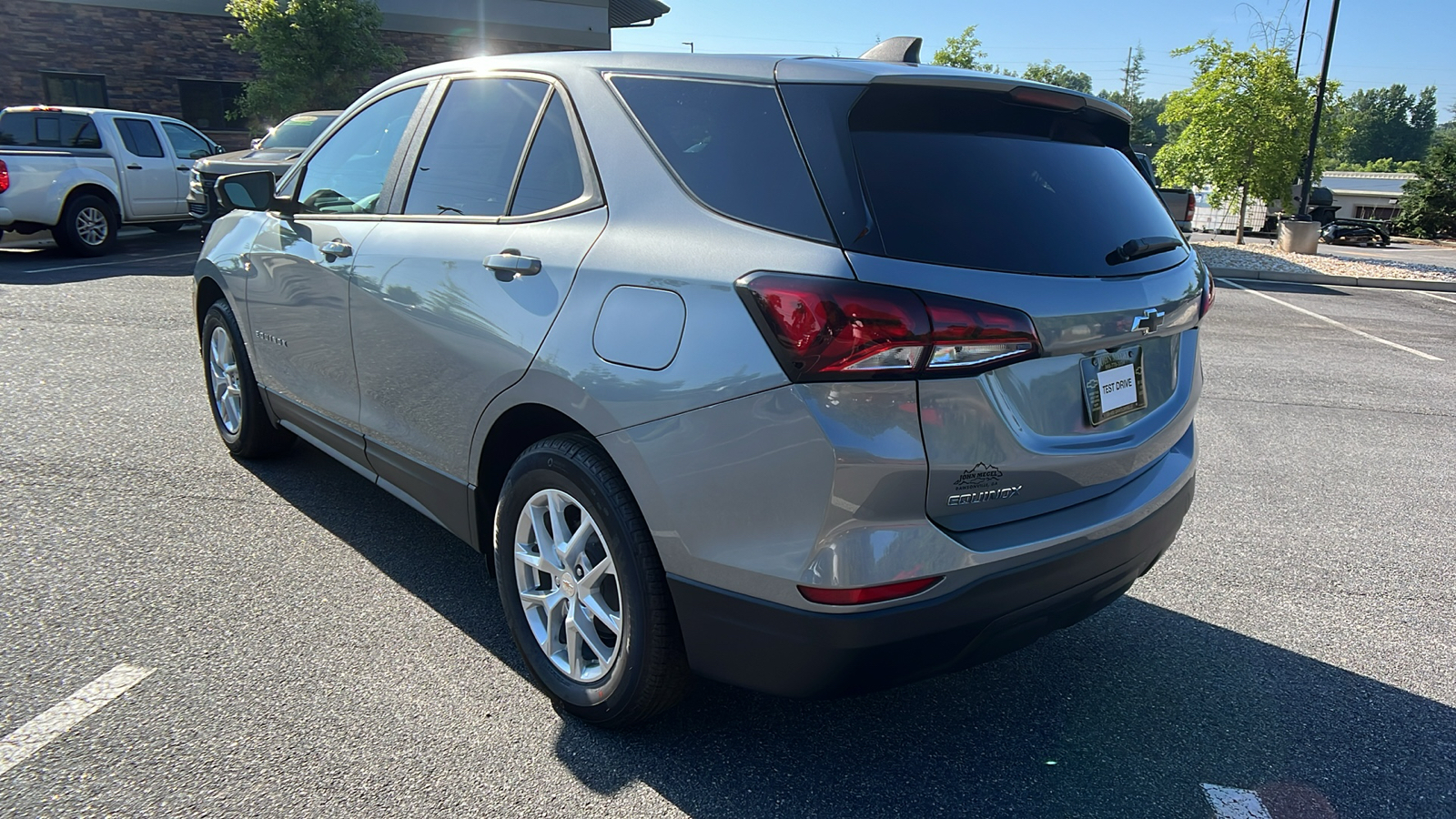 2024 Chevrolet Equinox LS 7