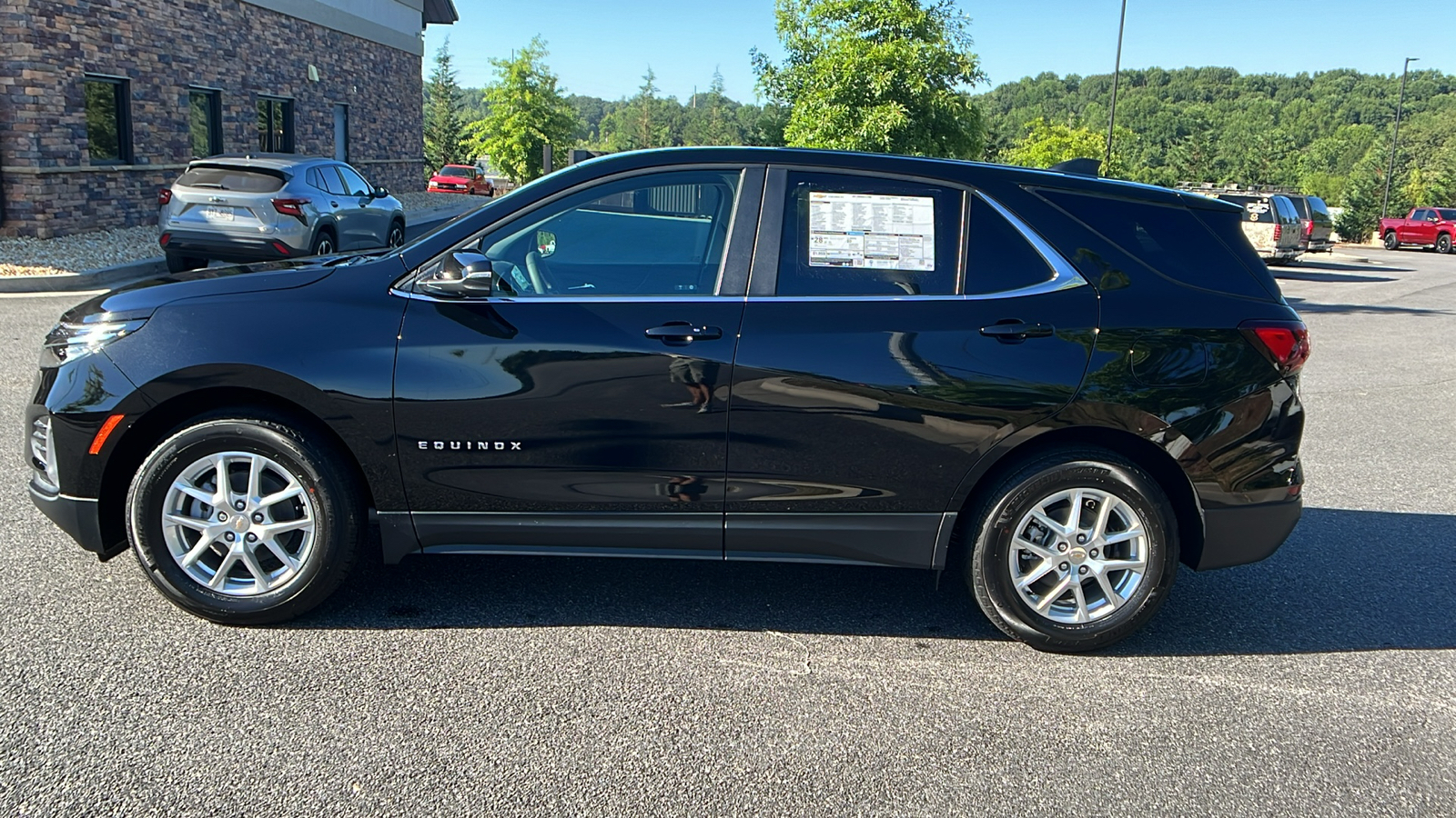 2024 Chevrolet Equinox LT 8