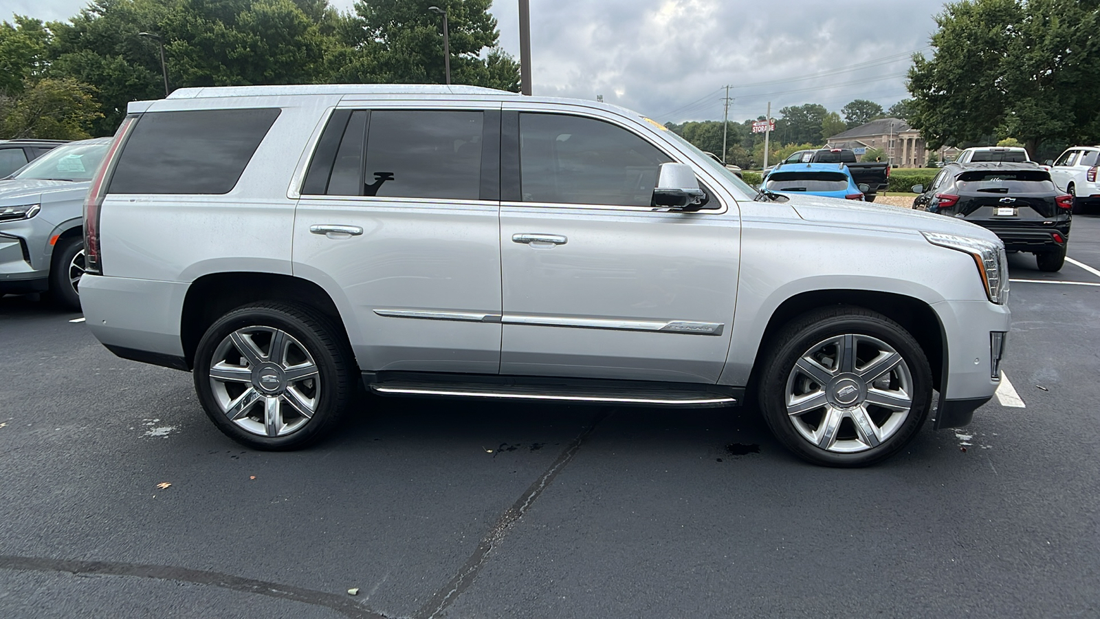 2018 Cadillac Escalade Luxury 5