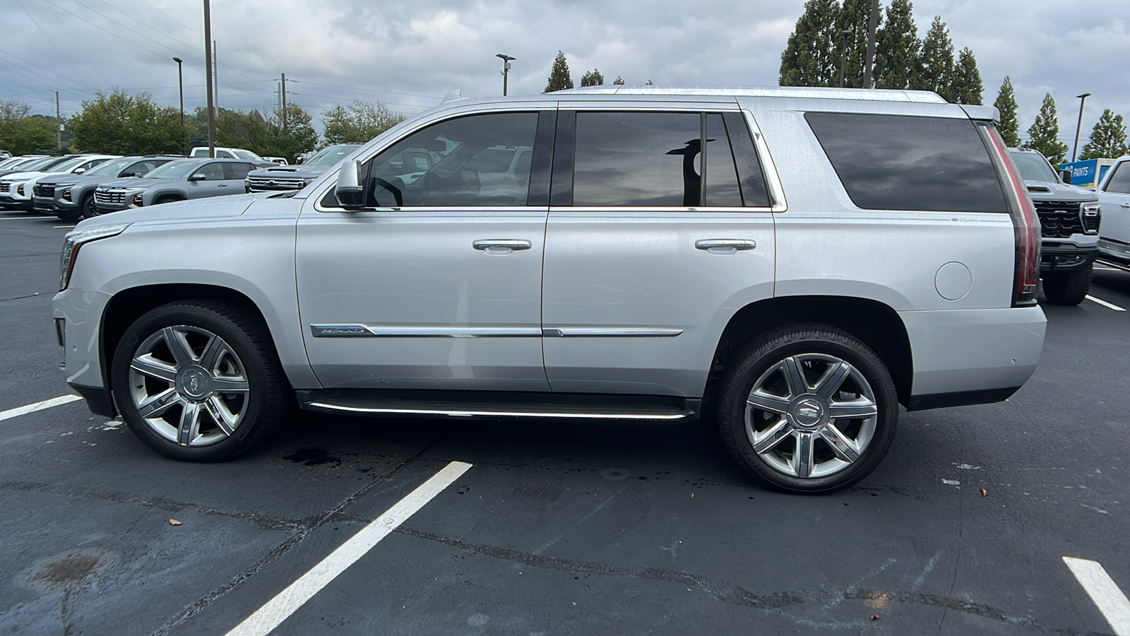 2018 Cadillac Escalade Luxury 9