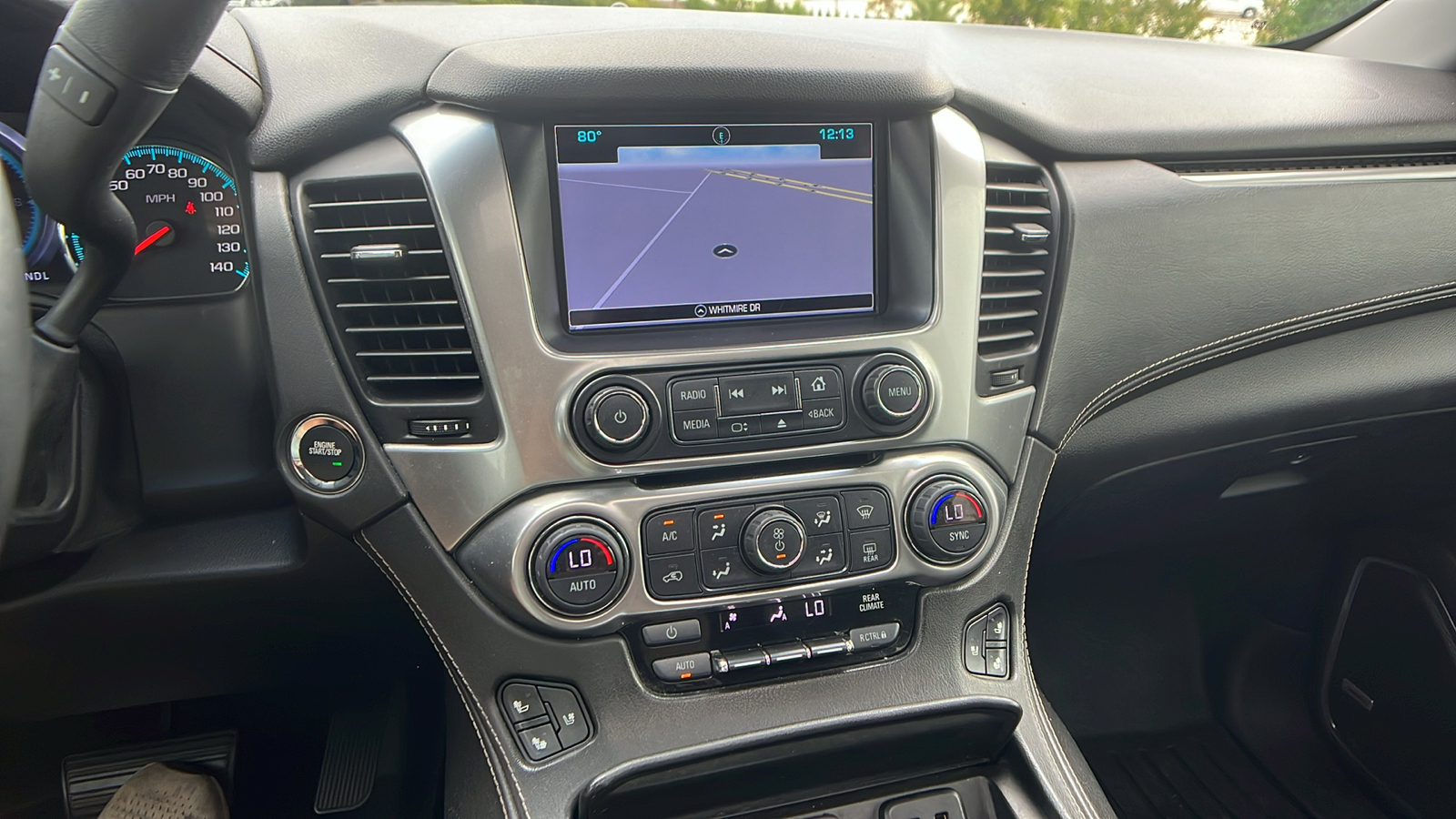 2017 Chevrolet Suburban Premier 31