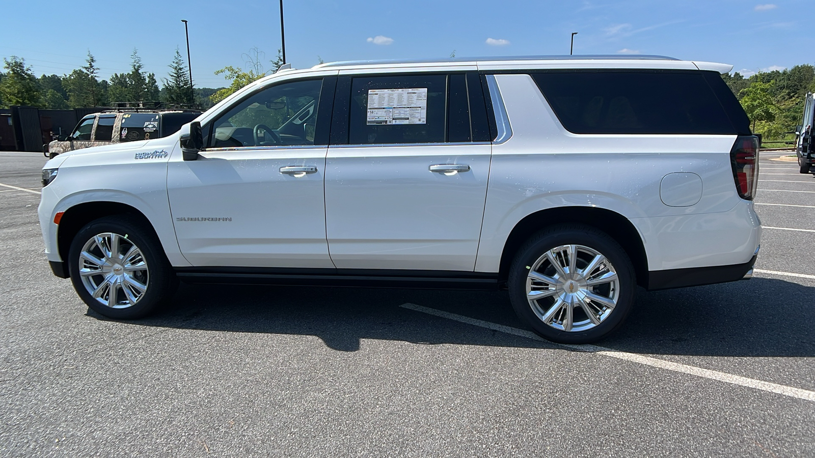 2024 Chevrolet Suburban High Country 8